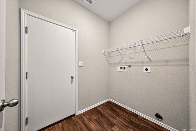 4619 HEATHERS CROSS, St Hedwig, TX 78152