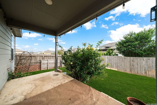 4619 HEATHERS CROSS, St Hedwig, TX 78152