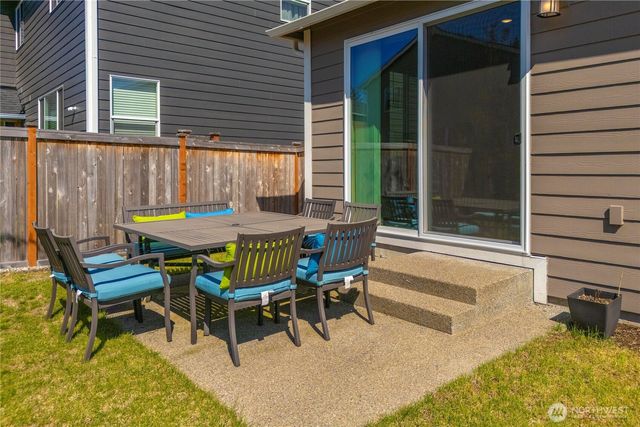 19818 135th Avenue E, Graham, WA 98338
