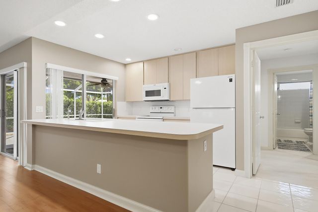 9502 Chapman Oak Court, Palm Beach Gardens, FL 33410