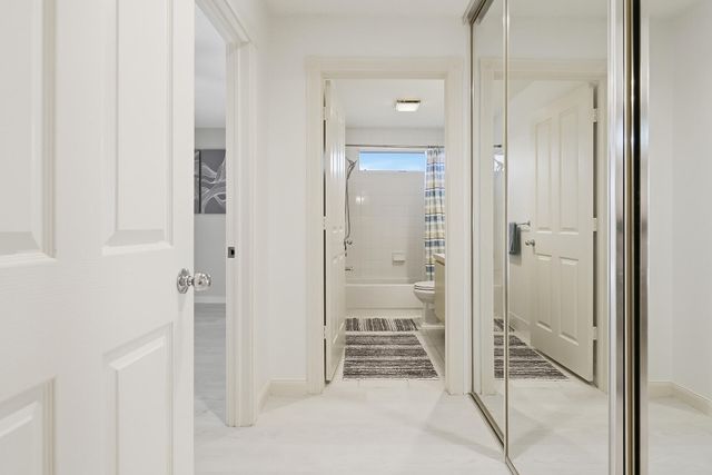 9502 Chapman Oak Court, Palm Beach Gardens, FL 33410