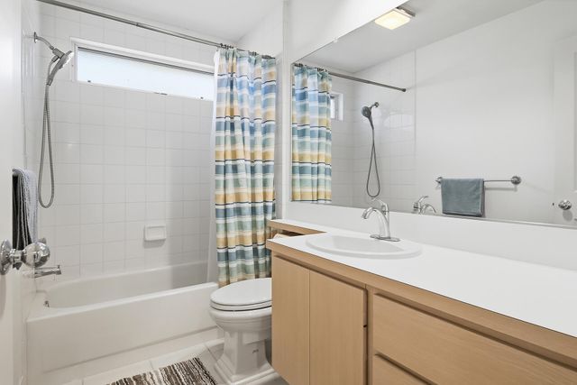 9502 Chapman Oak Court, Palm Beach Gardens, FL 33410