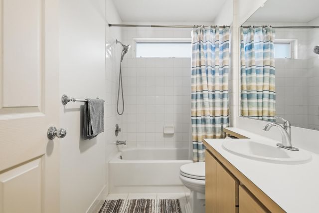 9502 Chapman Oak Court, Palm Beach Gardens, FL 33410