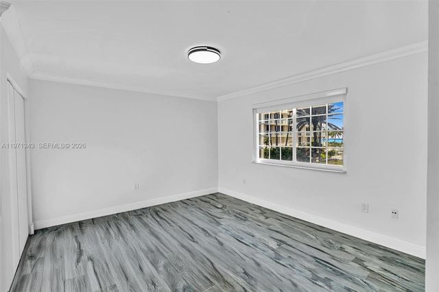 8900 Collins Ave 304, Surfside, FL 33154