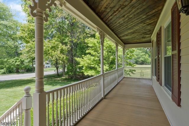 16 Knollcroft Rd, Bernards Twp., NJ 07920