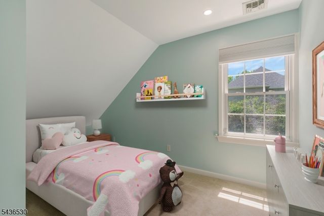 16 Knollcroft Rd, Bernards Twp., NJ 07920