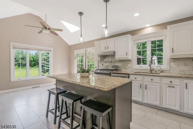16 Knollcroft Rd, Bernards Twp., NJ 07920