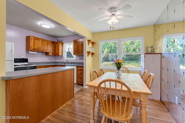 5 Hawaii Road, Jackson, NJ 08527