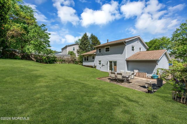 5 Hawaii Road, Jackson, NJ 08527