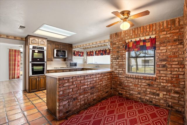 393 Kennon Circle, Palo Pinto, TX 76484