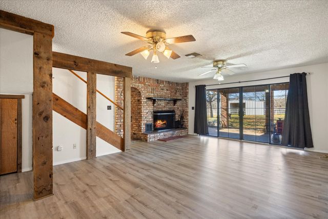 393 Kennon Circle, Palo Pinto, TX 76484