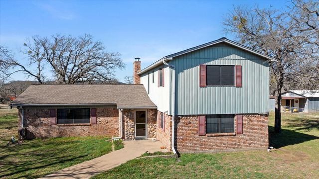 393 Kennon Circle, Palo Pinto, TX 76484