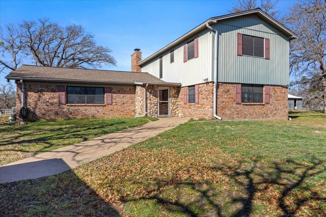 393 Kennon Circle, Palo Pinto, TX 76484