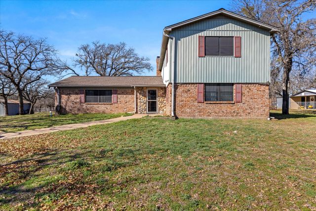 393 Kennon Circle, Palo Pinto, TX 76484