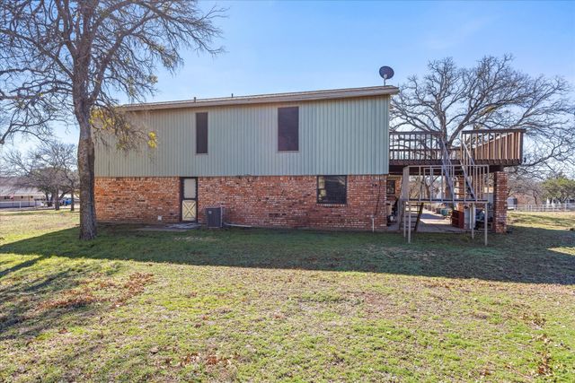 393 Kennon Circle, Palo Pinto, TX 76484