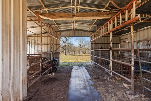 393 Kennon Circle, Palo Pinto, TX 76484