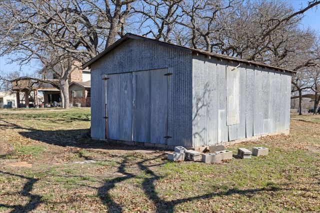 393 Kennon Circle, Palo Pinto, TX 76484