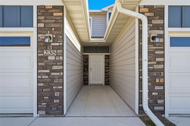 235 NW Waverly Drive, Waukee, IA 50263