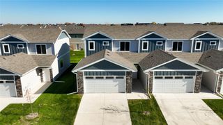 235 NW Waverly Drive, Waukee, IA 50263