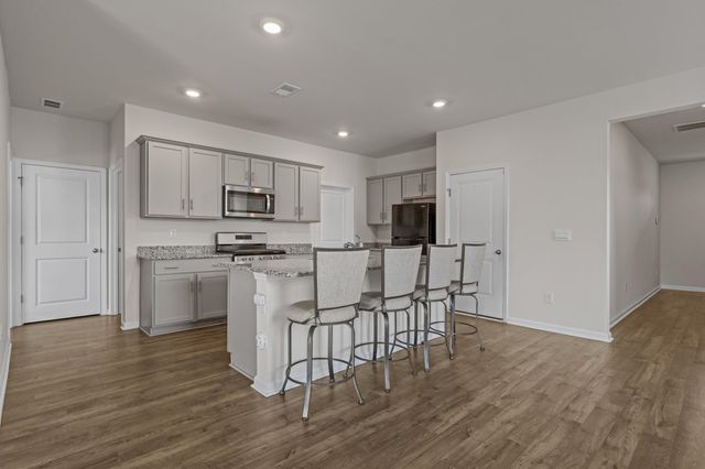 501 Hogwart Ln., Longs, SC 29568
