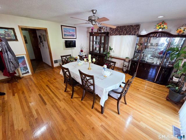 156 Federal Street, West Hartford, CT 06110