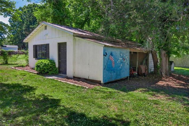 2405 Oak Ridge Road, Oak Ridge, NC 27310