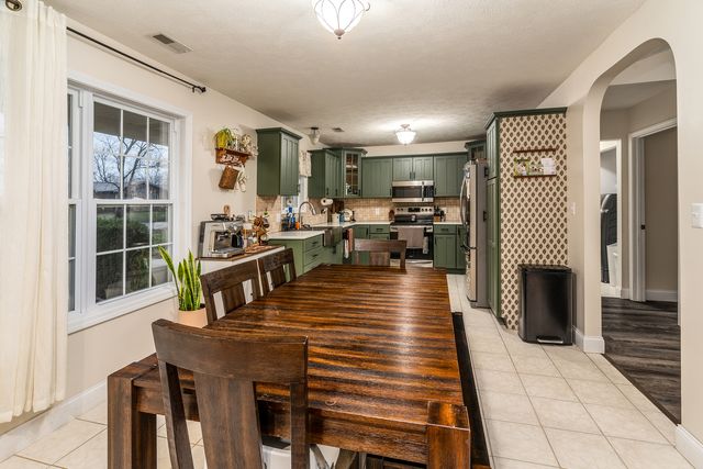 1211 Mockingbird Lane, Carterville, IL 62918