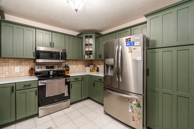 1211 Mockingbird Lane, Carterville, IL 62918