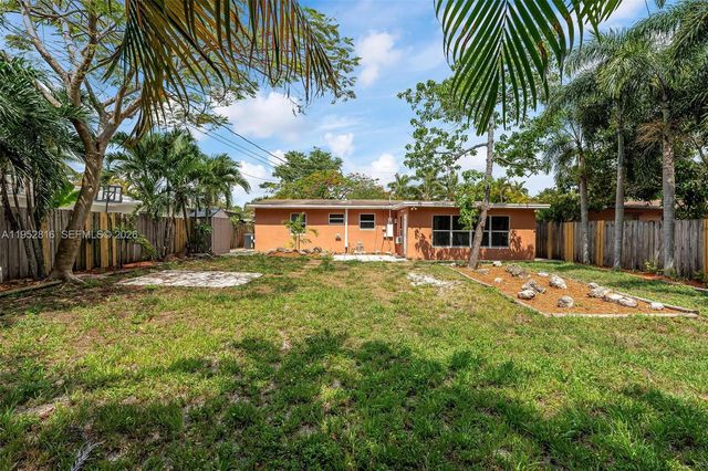 1032 SW 22nd Ter, Fort Lauderdale, FL 33312