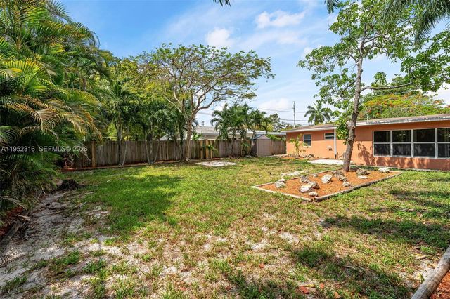 1032 SW 22nd Ter, Fort Lauderdale, FL 33312