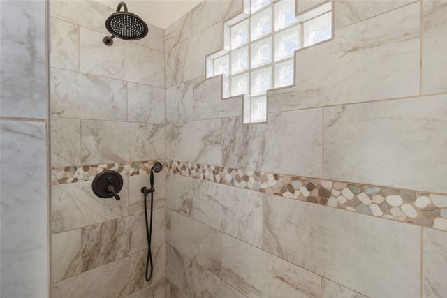 4 Herrada Court, Santa Fe, NM 87508