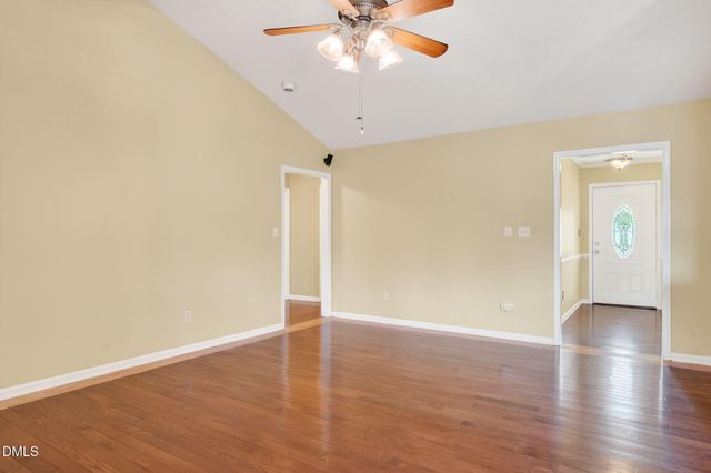 4552 Canasta Court, Hope Mills, NC 28348