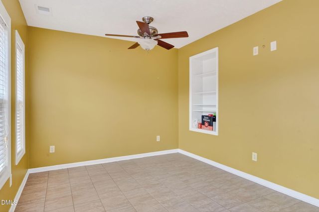 4552 Canasta Court, Hope Mills, NC 28348