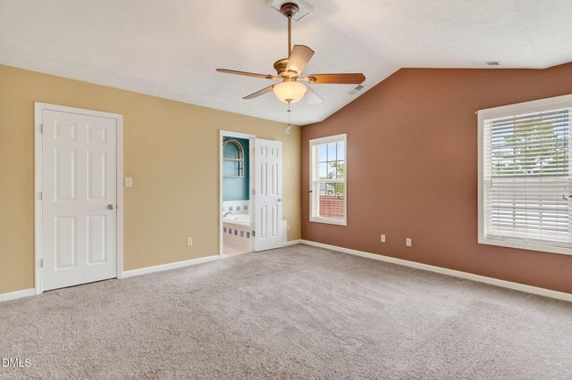 4552 Canasta Court, Hope Mills, NC 28348