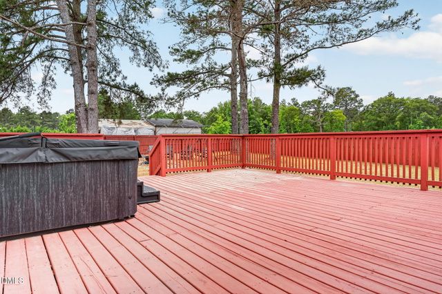 4552 Canasta Court, Hope Mills, NC 28348