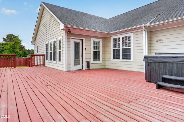 4552 Canasta Court, Hope Mills, NC 28348