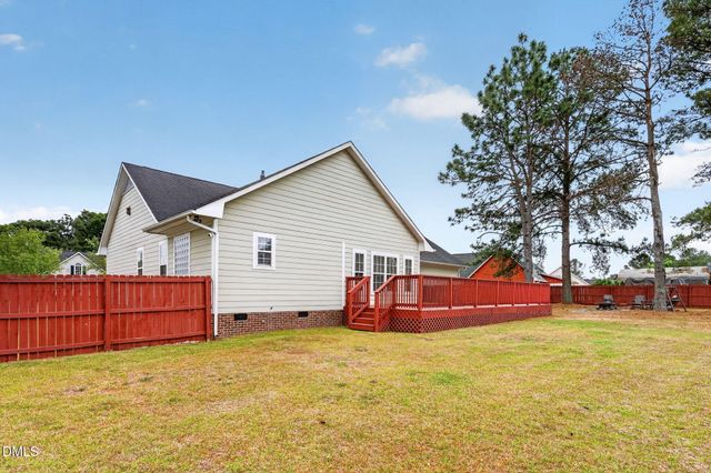 4552 Canasta Court, Hope Mills, NC 28348