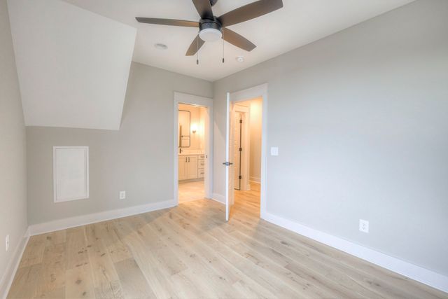 821B Acklen Ave, Nashville, TN 37203