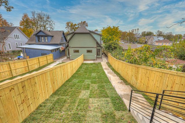 821B Acklen Ave, Nashville, TN 37203