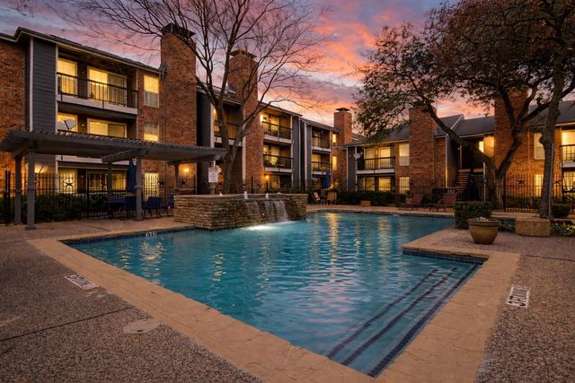 18333 Roehampton Drive 224, Dallas, TX 75252