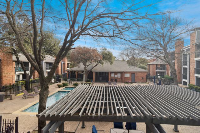 18333 Roehampton Drive 224, Dallas, TX 75252