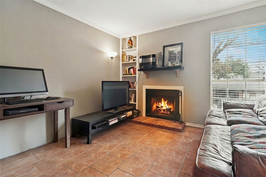 18333 Roehampton Drive 224, Dallas, TX 75252