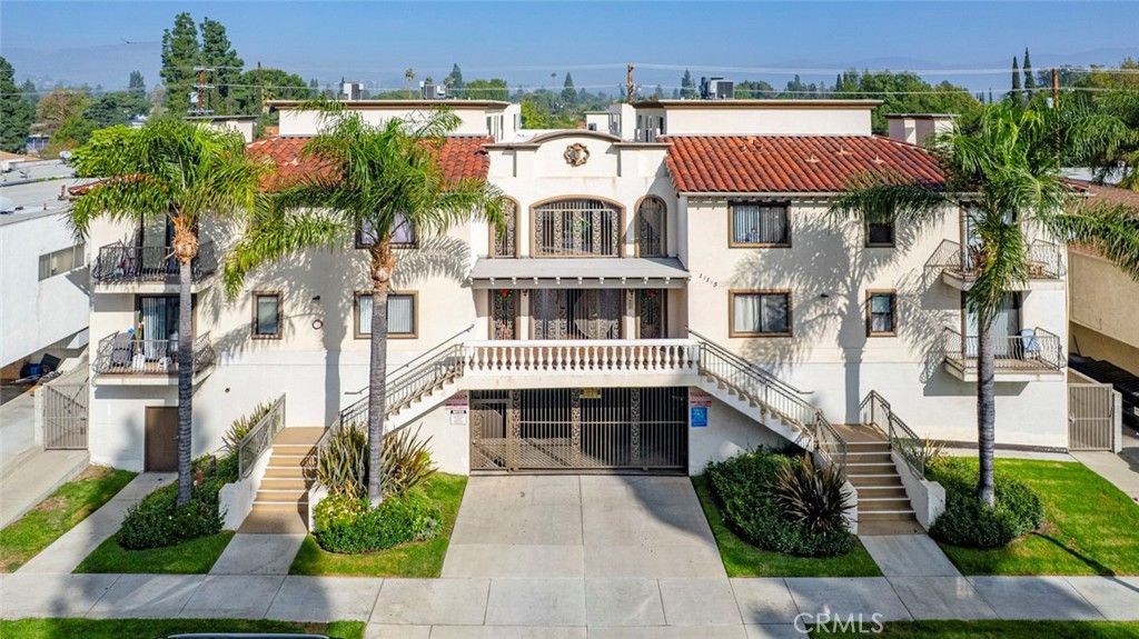 17115 Chatsworth, Granada Hills, CA 91344