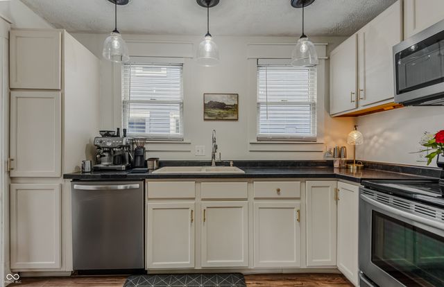 319 15th Street, Columbus, IN 47201