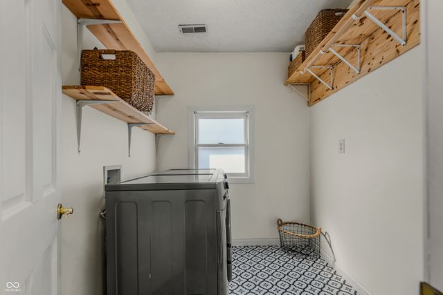 319 15th Street, Columbus, IN 47201