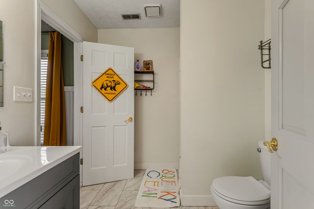 319 15th Street, Columbus, IN 47201