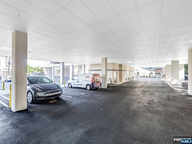 51 Queen Anne Road 207, Bogota, NJ 07603