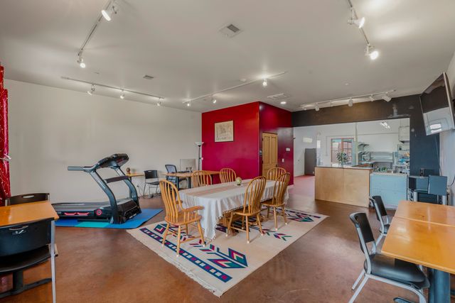 60 Avenida Aldea, Santa Fe, NM 87507