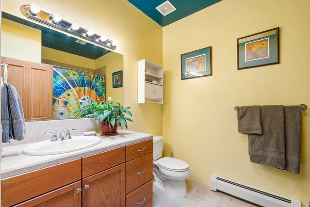60 Avenida Aldea, Santa Fe, NM 87507