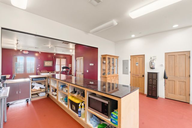 60 Avenida Aldea, Santa Fe, NM 87507